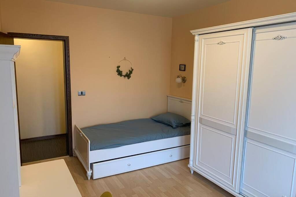 Sea View Apartment Next To Sea Garden And Beach Varna Esterno foto